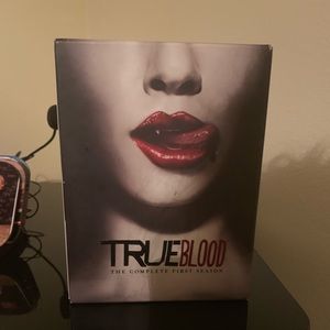 True blood Season 1